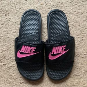 Womens Nike Benassi Slides